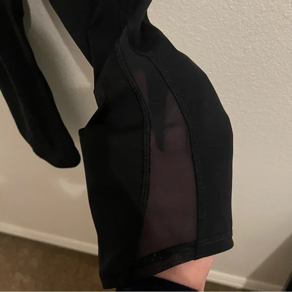 Lululemon Train Times 17” Crop Black Leggings - Picture 6 of 9